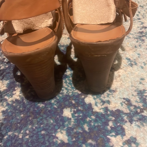 Size 9 Franco sarto tan leather wedge sandal - Picture 2 of 4